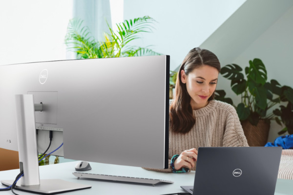 Best Used Dell Laptop for Travel and Remote Work: Lightweight Power On the Go