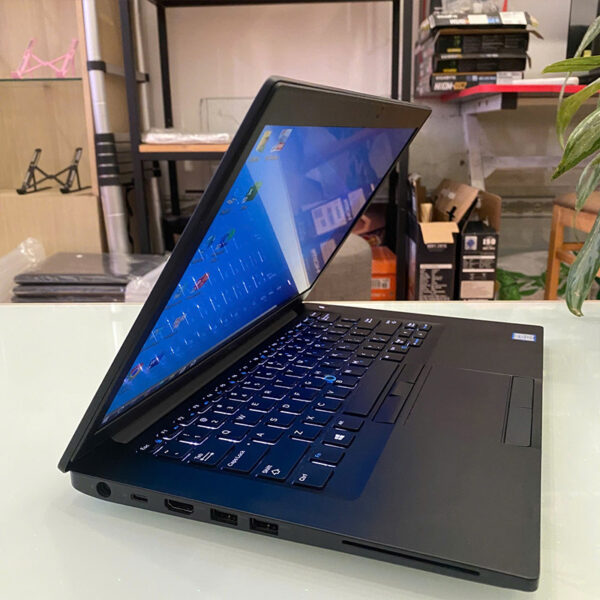 Used Dell Latitude 7490 Laptop - Intel Core i5 - Like New 95%