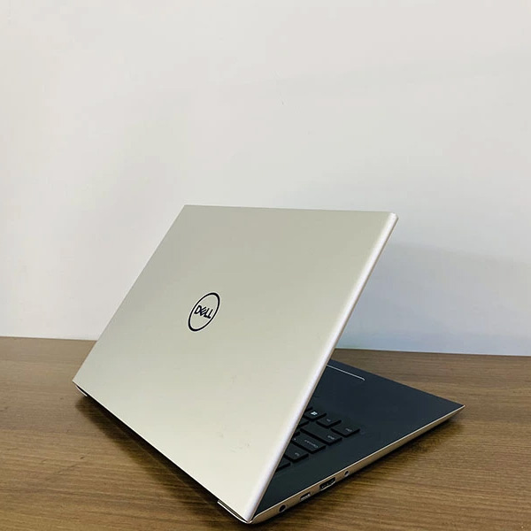 Used Dell Vostro 5471 Laptop - Intel Core i5 - Like New 82%